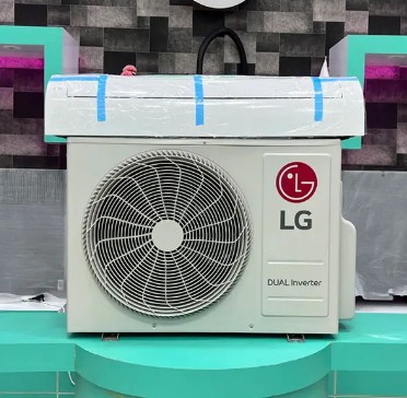 Window AC — Compact & Powerful
